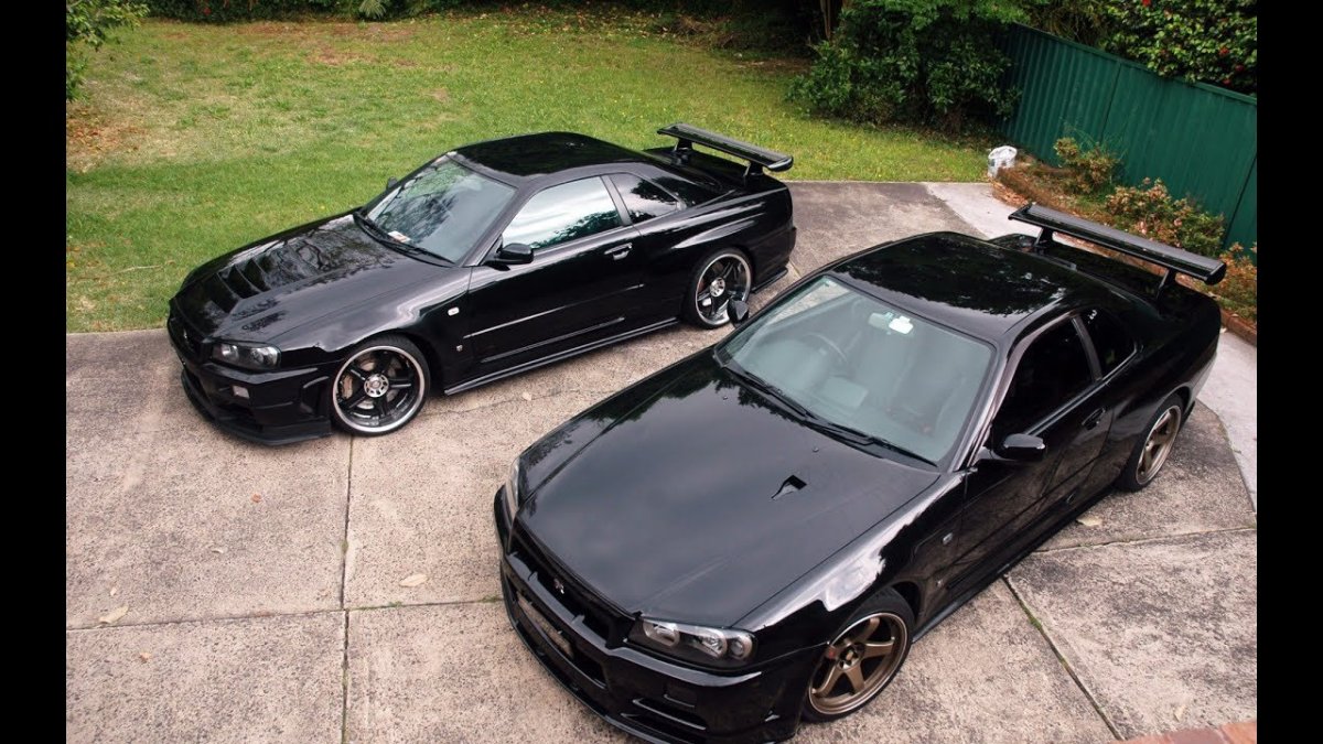 Ниссан ГТР 34 черный