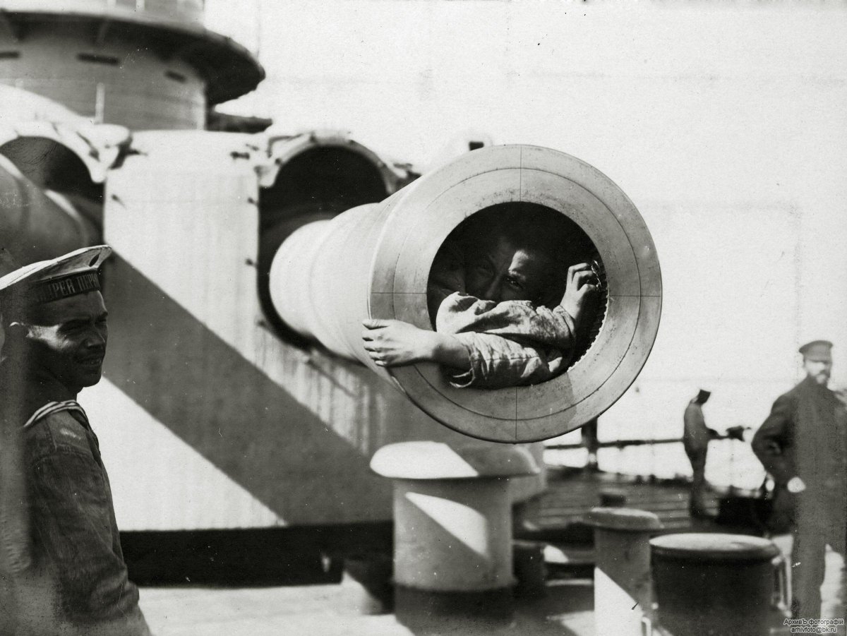 Орудия 305 мм Обуховского завода