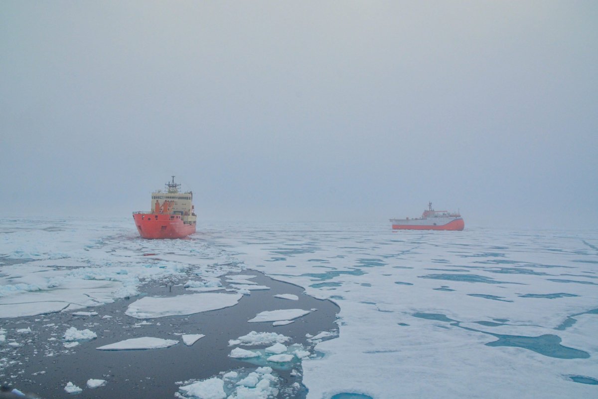Северный морской путь ледоколы