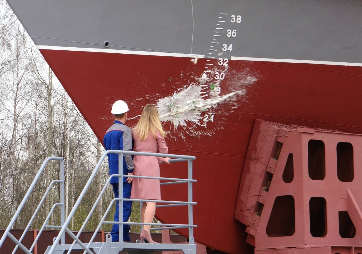 Шквал судно