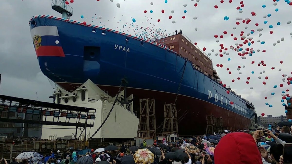 Ледокол Урал 22220