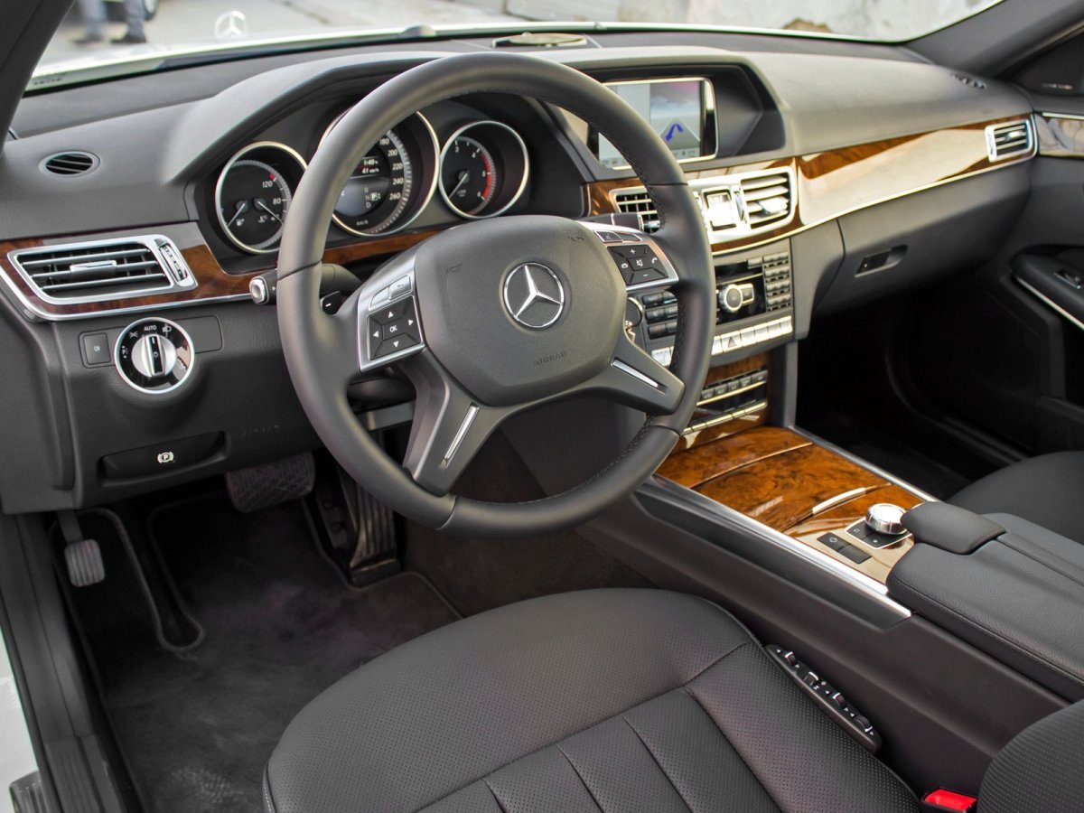 Мерседес е w212 салон