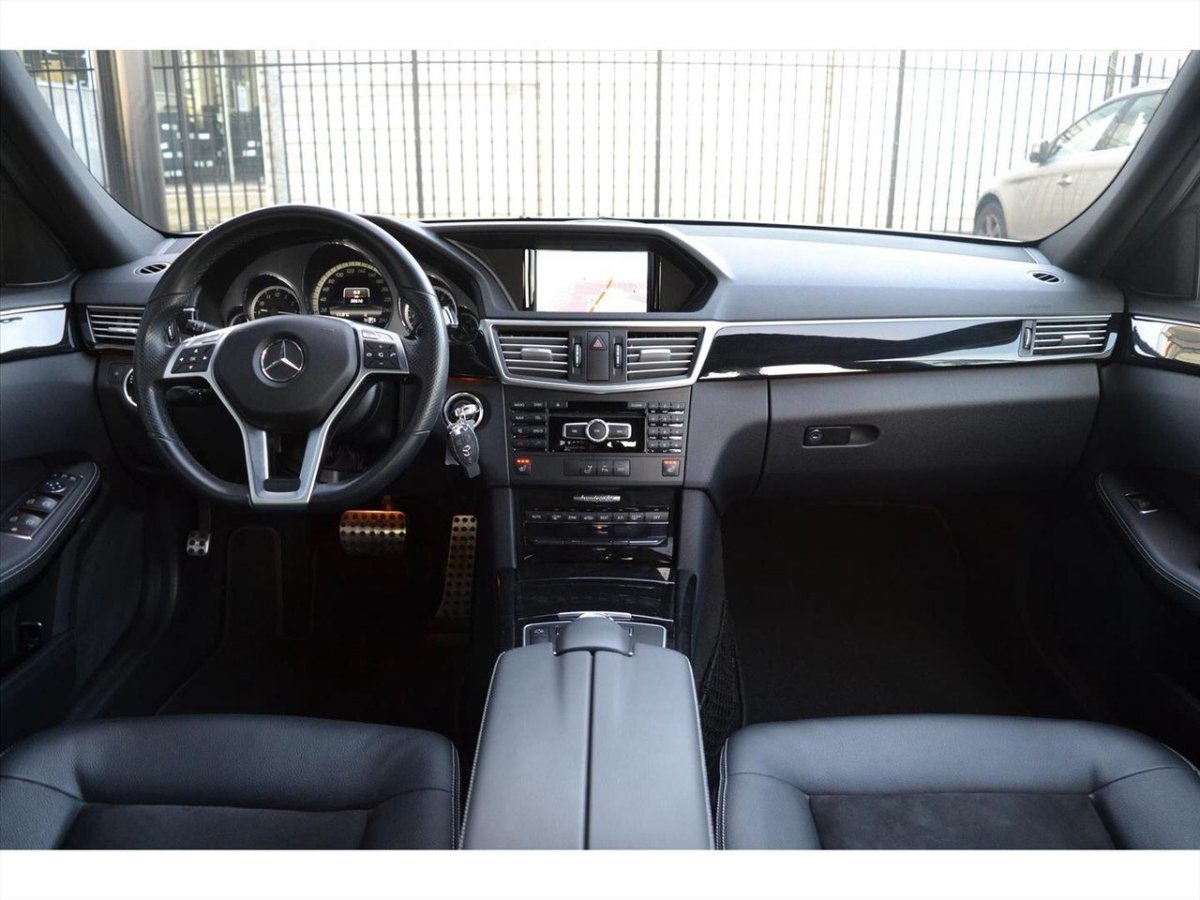 Мерседес е200 212 салон