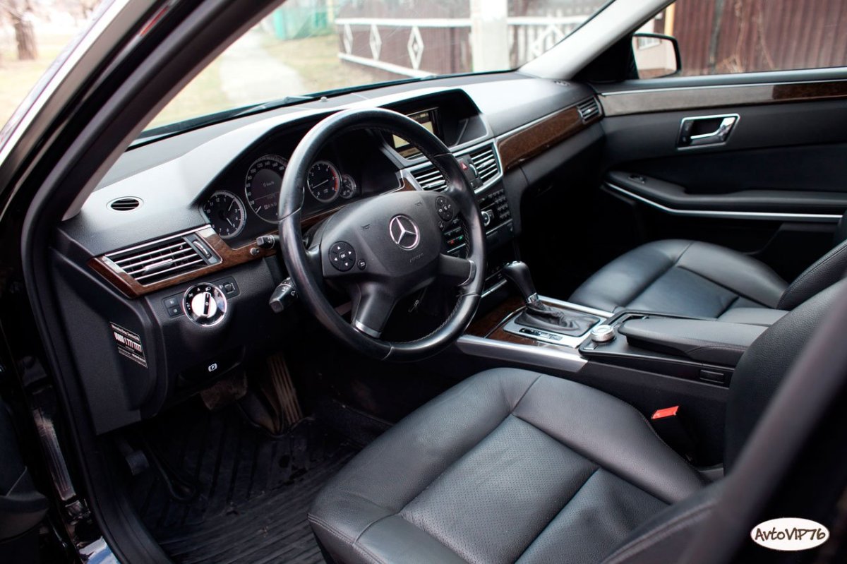 Мерседес е200 w212 салон
