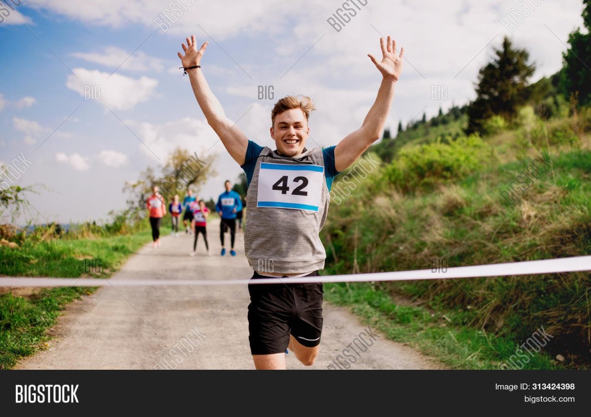 Бегуны на финише