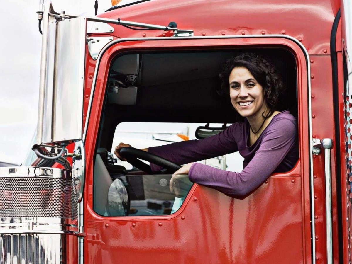 Женщина дальнобойщик
