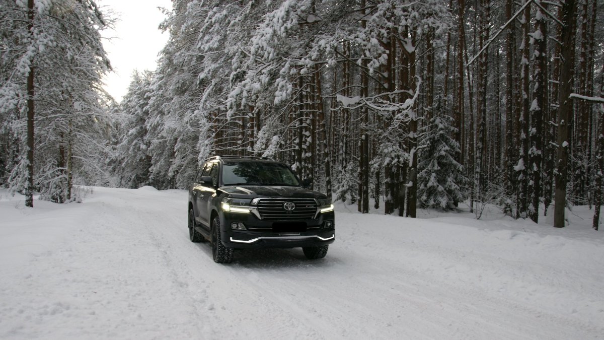 Toyota Land Cruiser 200 зима