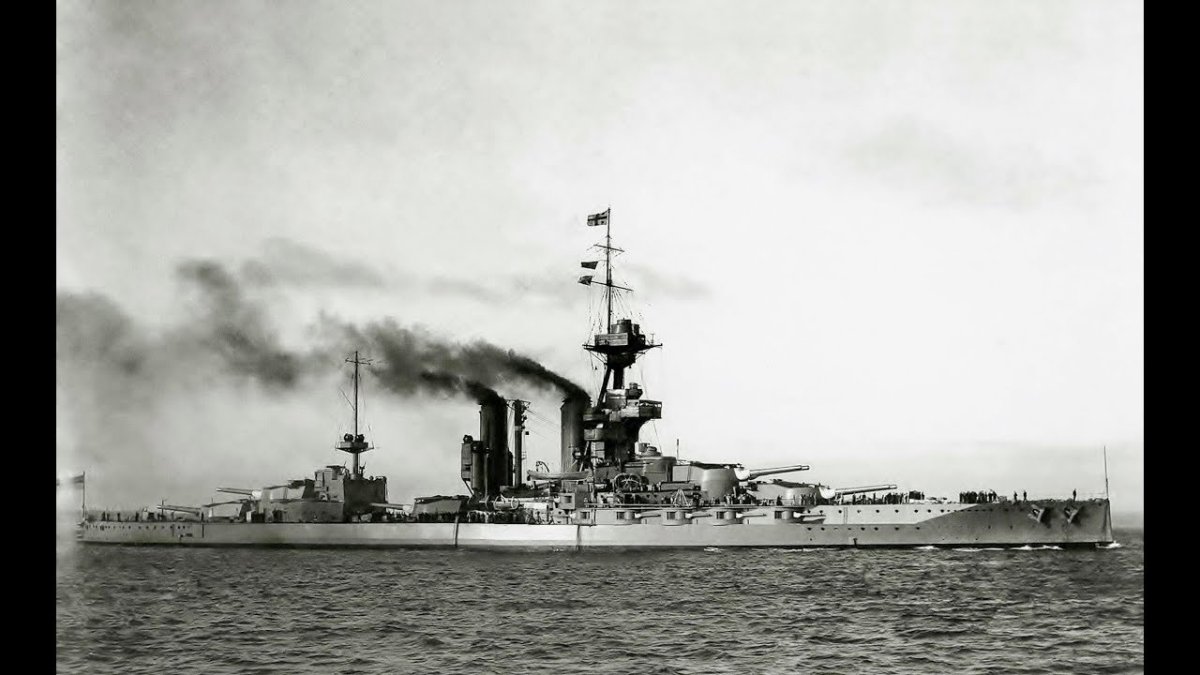 Британский линкор HMS Dreadnought