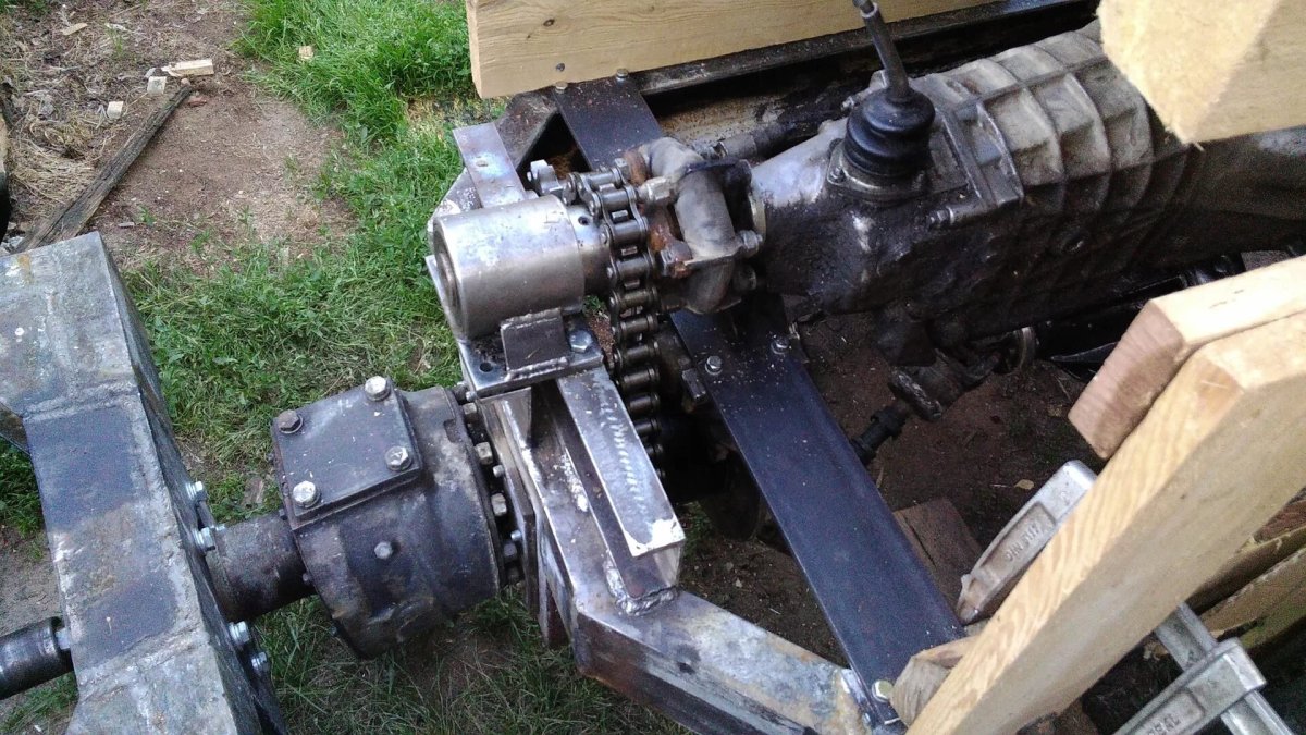 Трактор переломка