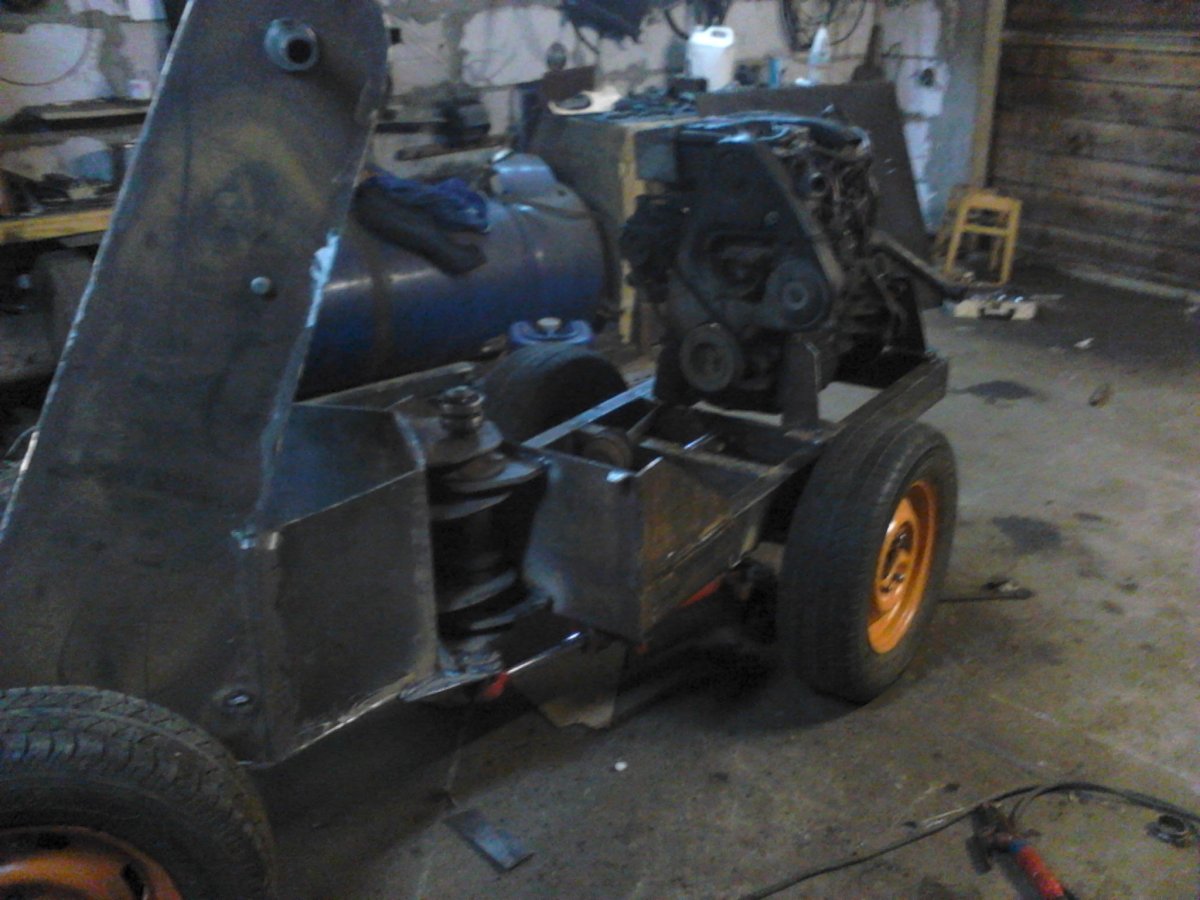 Мини погрузчик 4х4 переломка заводской