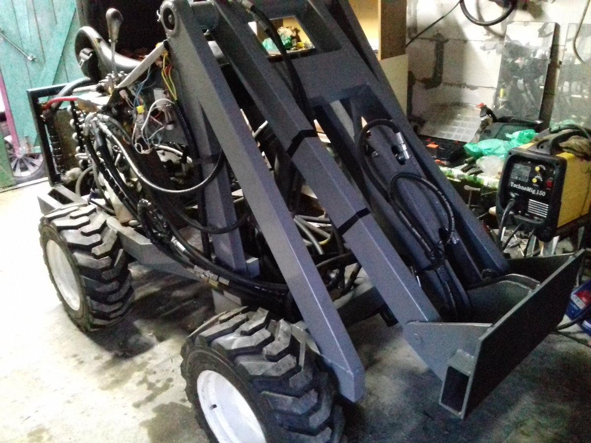 Мини погрузчик переломка Китай