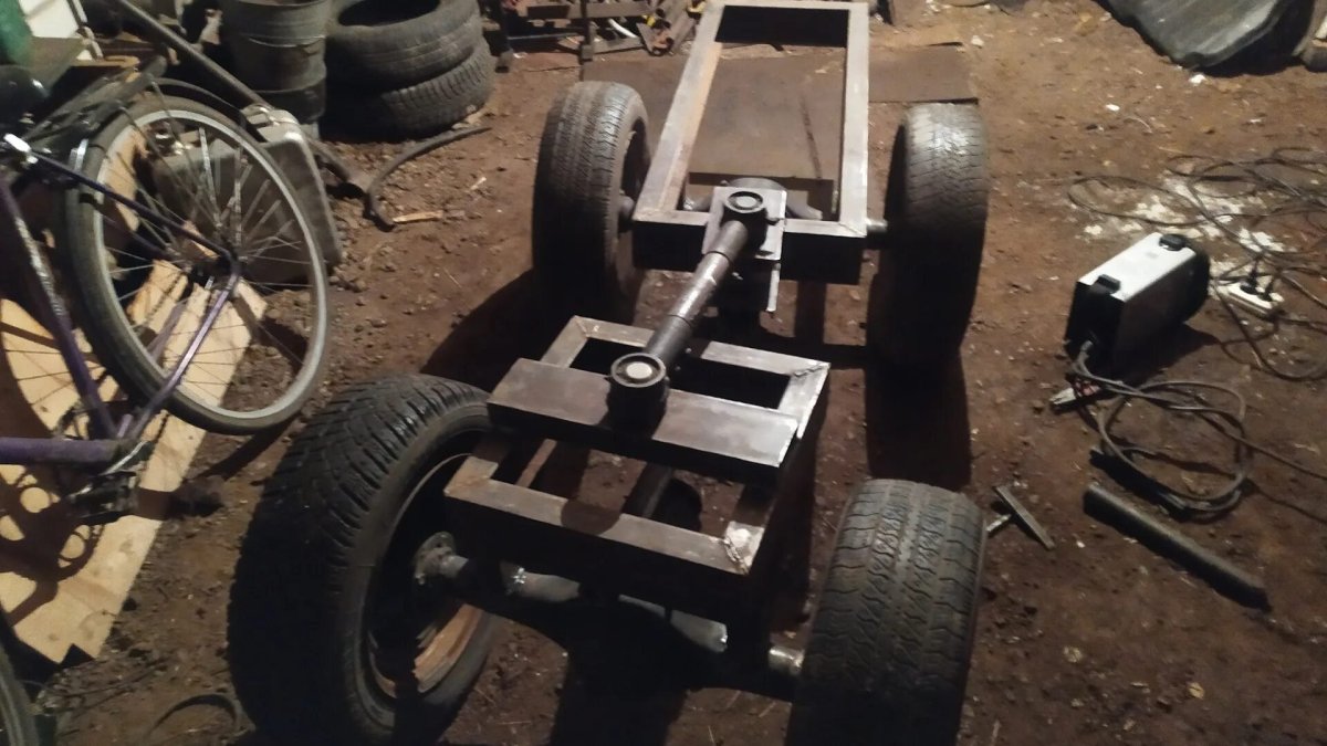 Узел перелома фронтального погрузчика