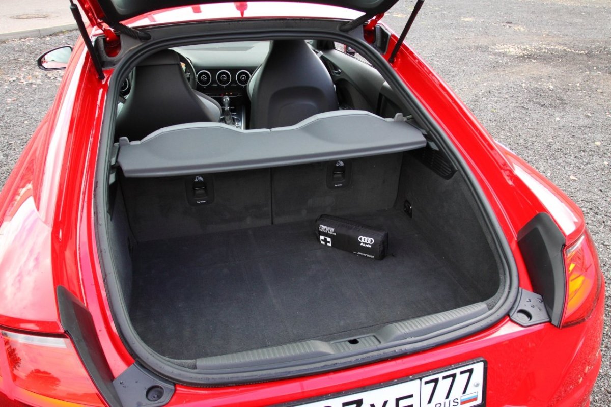 Ауди ТТ багажник 1 поколение