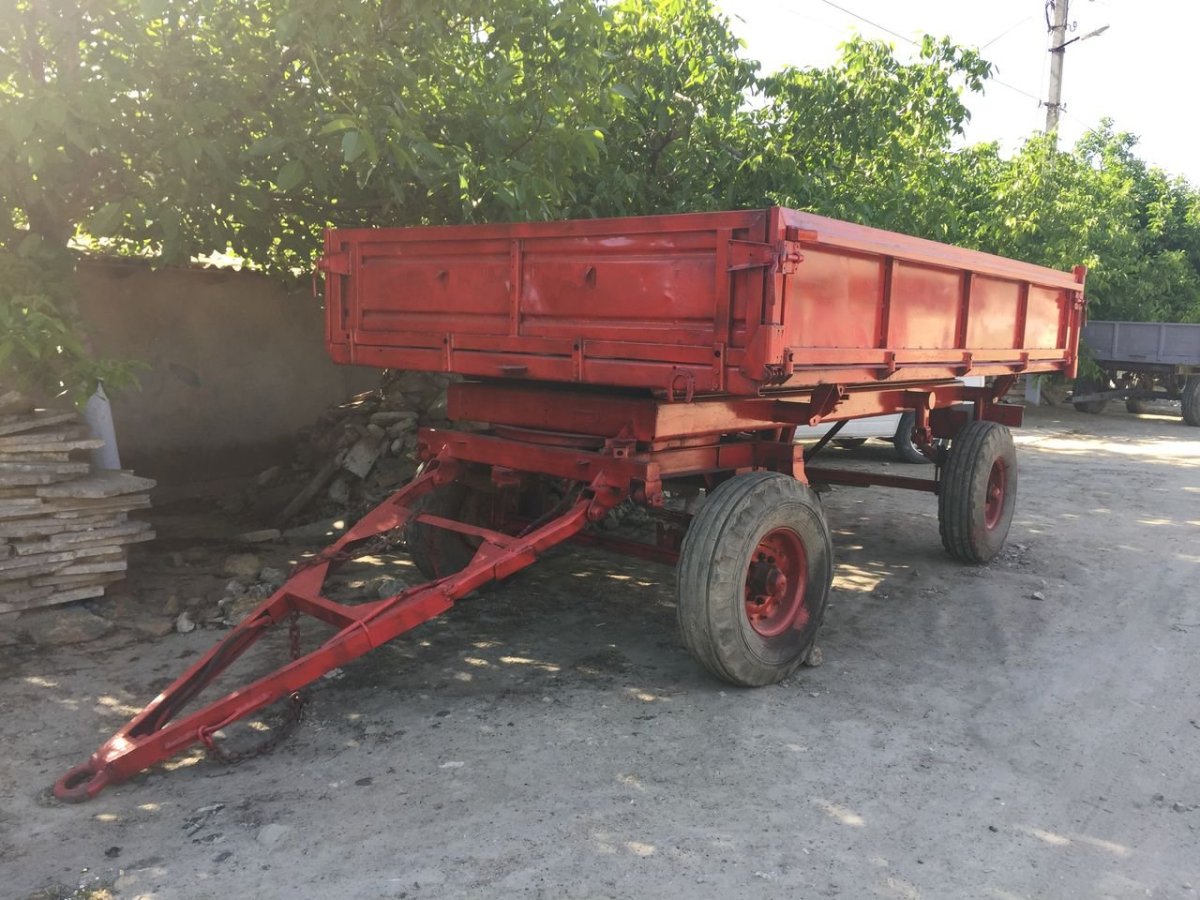 Прицеп тракторный 2 ПТС-4