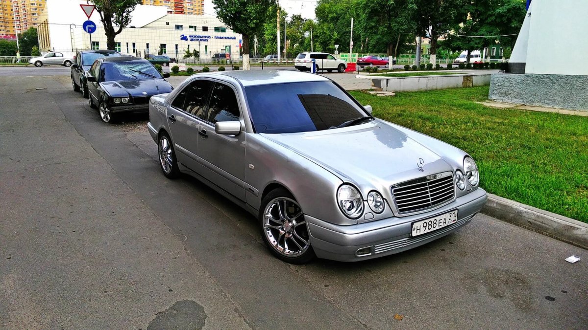 Мерседес Benz w210