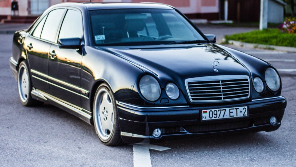 Mercedes Benz e55 AMG w210