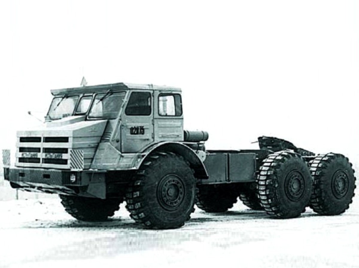 Скрепер МОАЗ 529