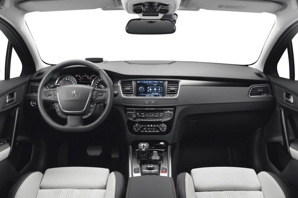 Peugeot 508 RXH Hybrid 4