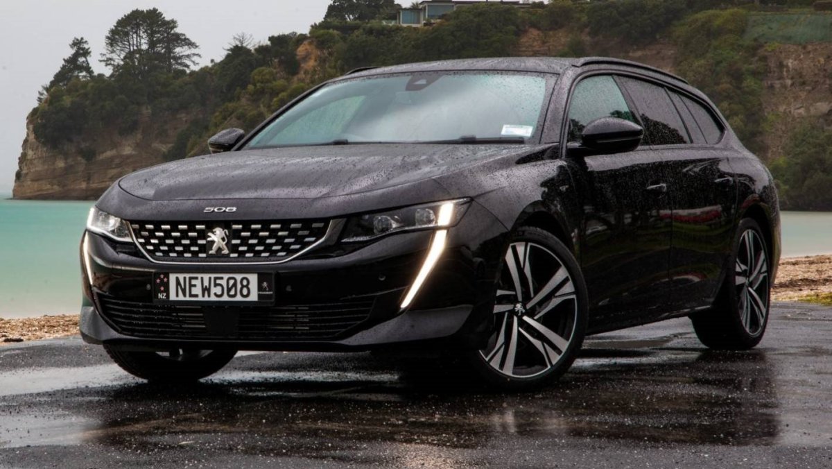 Peugeot 508 2021 седан