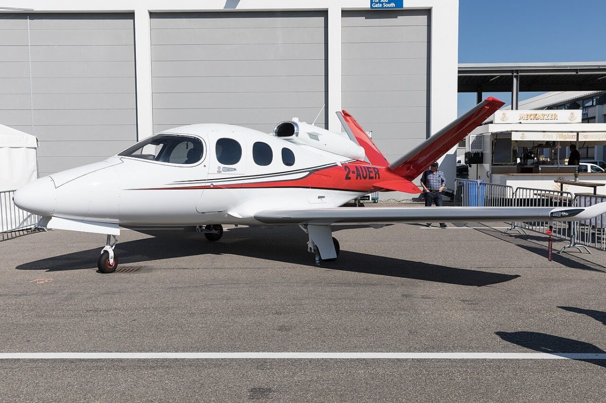 Cirrus Vision sf50 eps