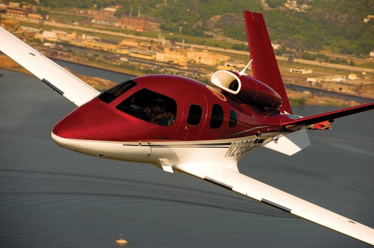 Cirrus sf50 самолет