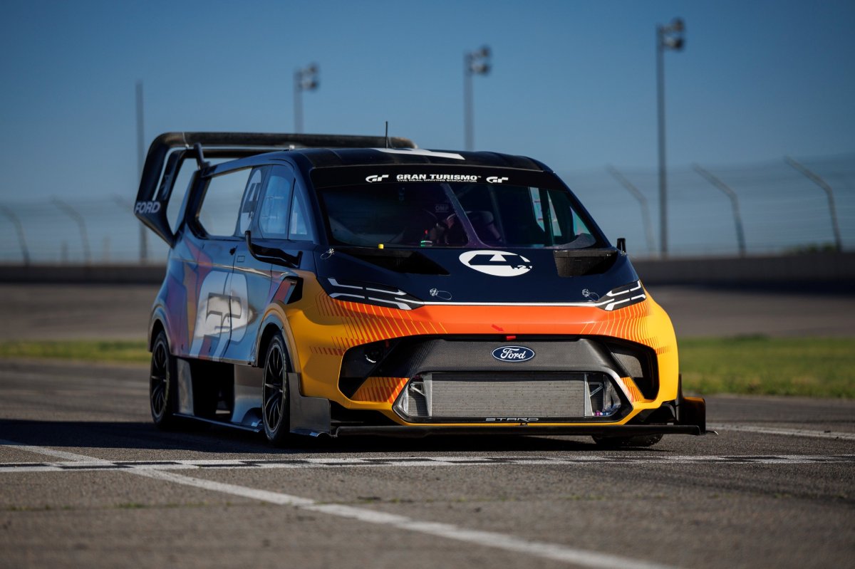 Форд СУПЕРВАН