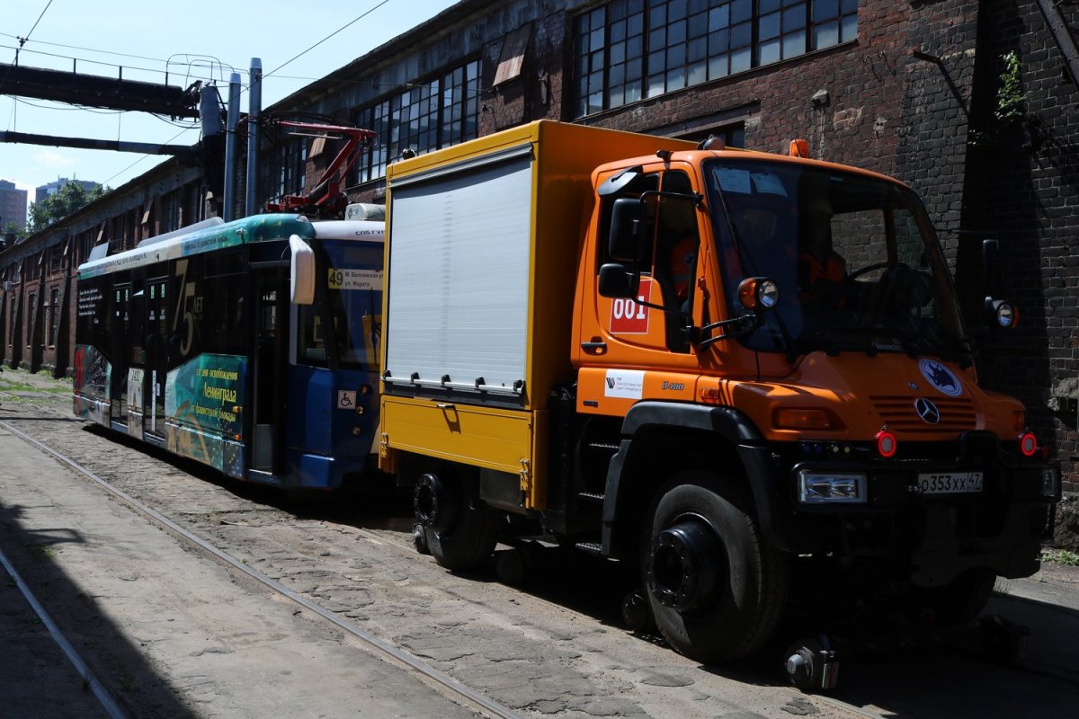 Локомобиль