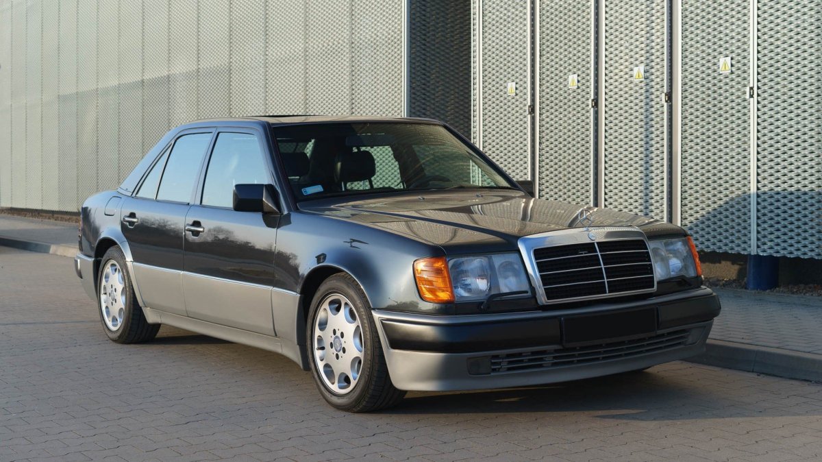 Mercedes-Benz w124 e500 1992
