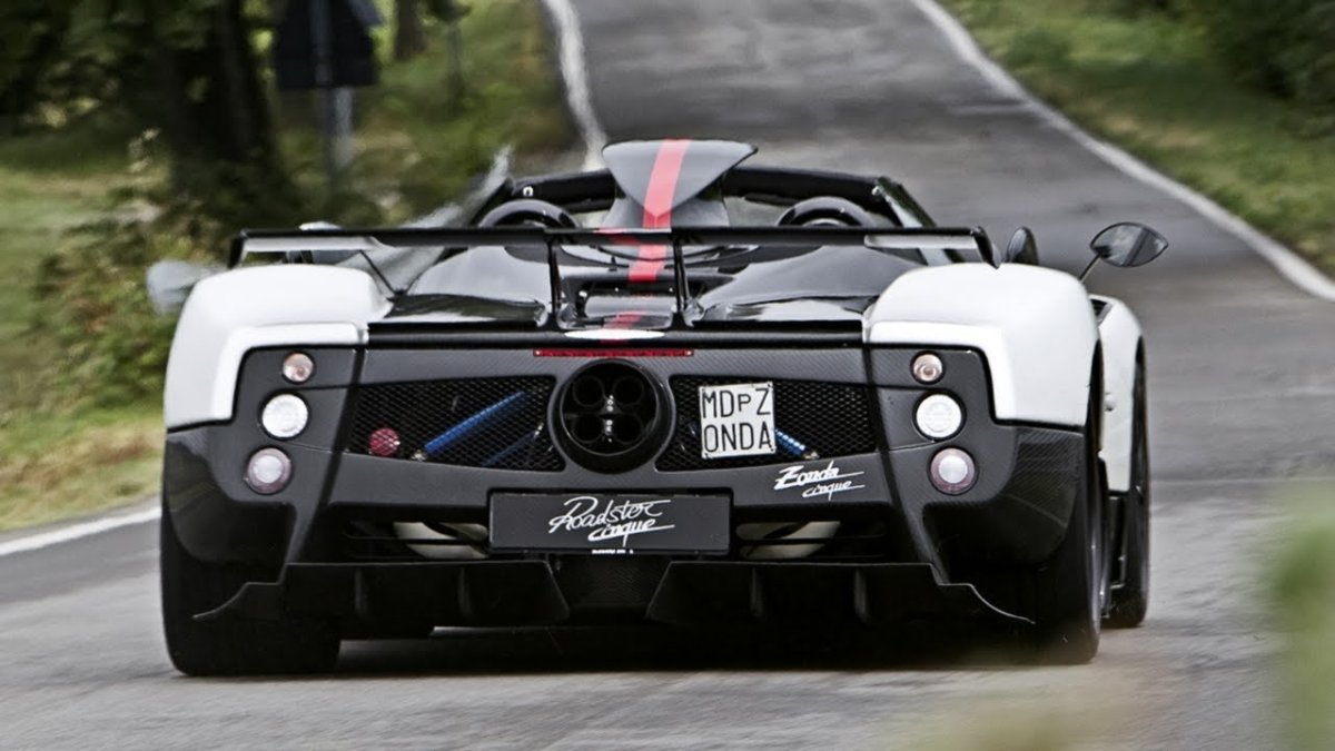 Машина Pagani Zonda