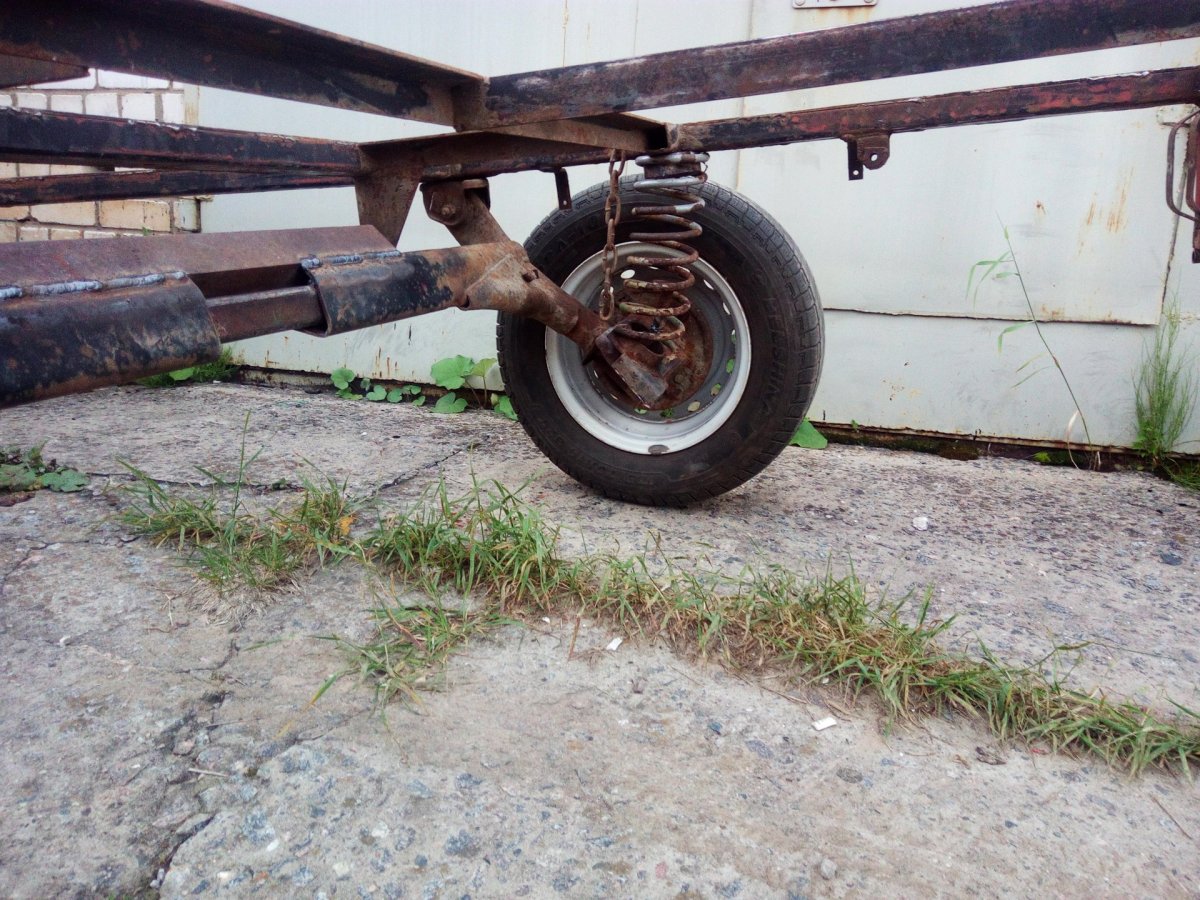 Легковой прицеп из балки ВАЗ 2109