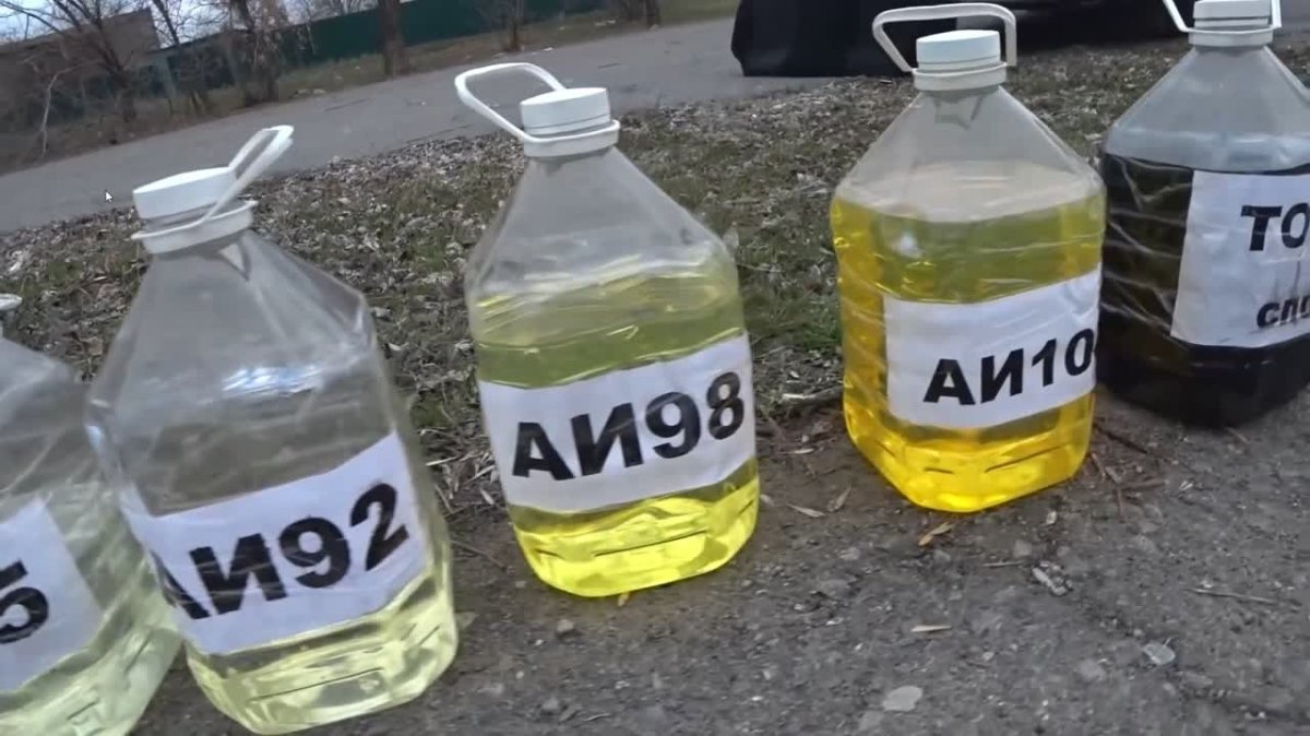 Цвет 95 бензина