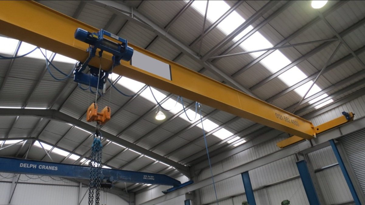 Подвесная кран балка 5т пролет 24 м