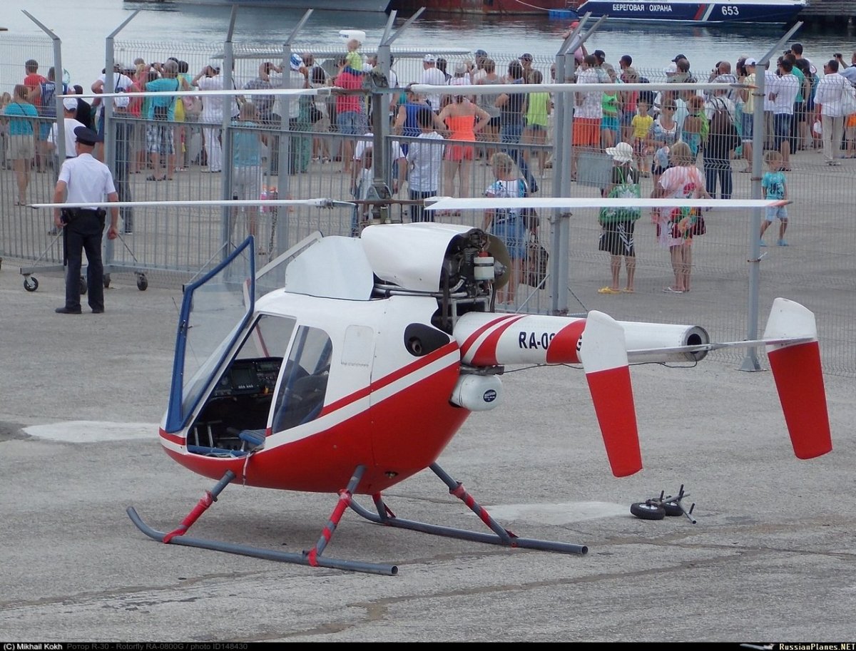 Вертолёт Rotorfly r-30.