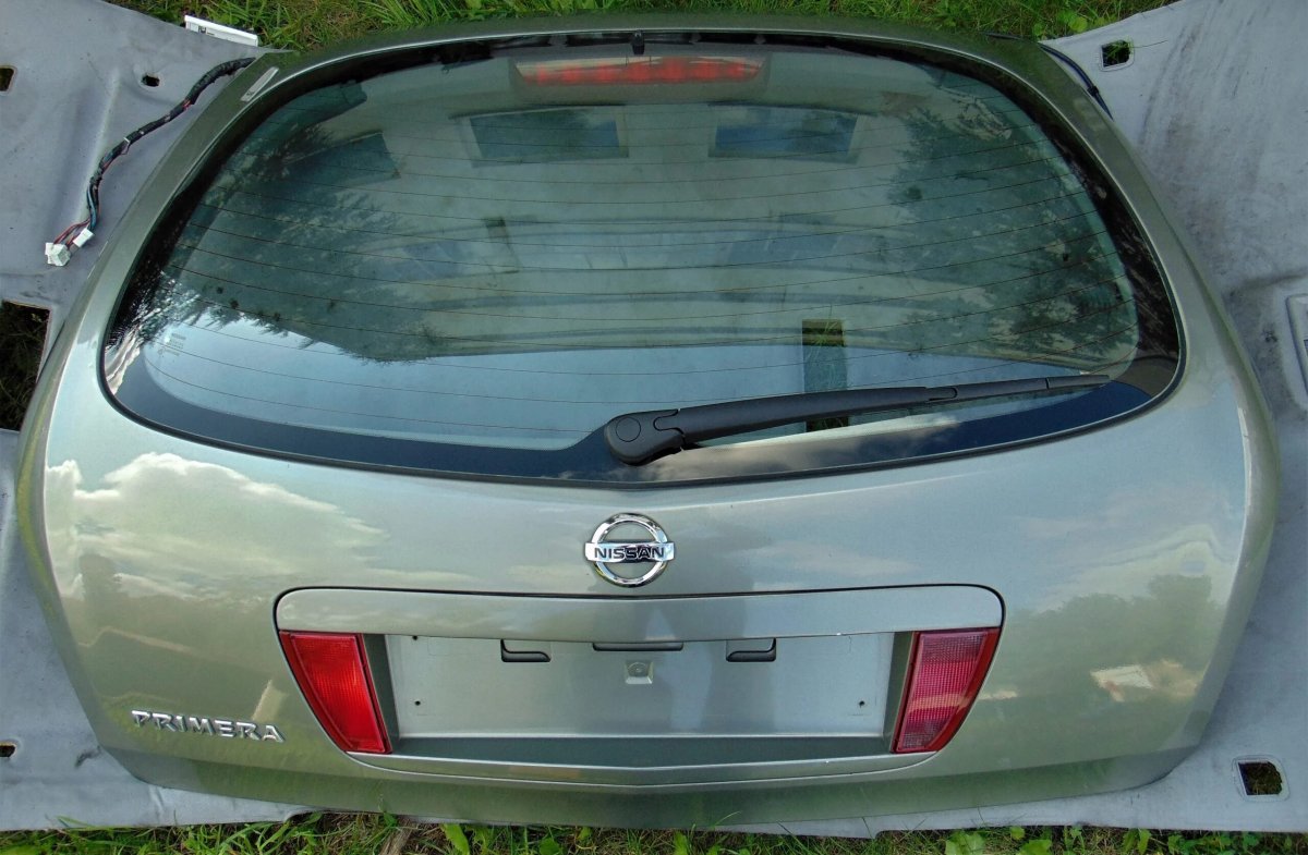 Крышка багажника primera p12