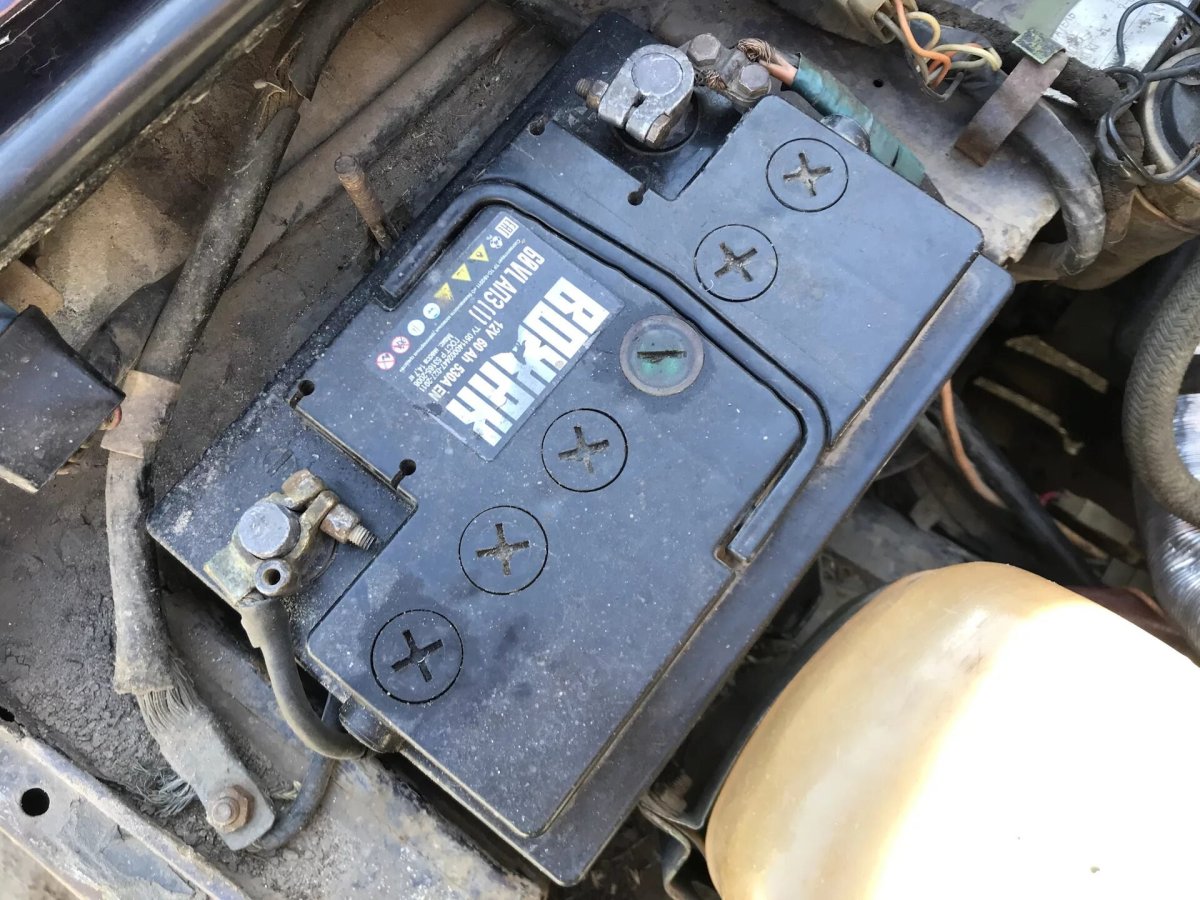 Полярность АКБ ВАЗ 2121