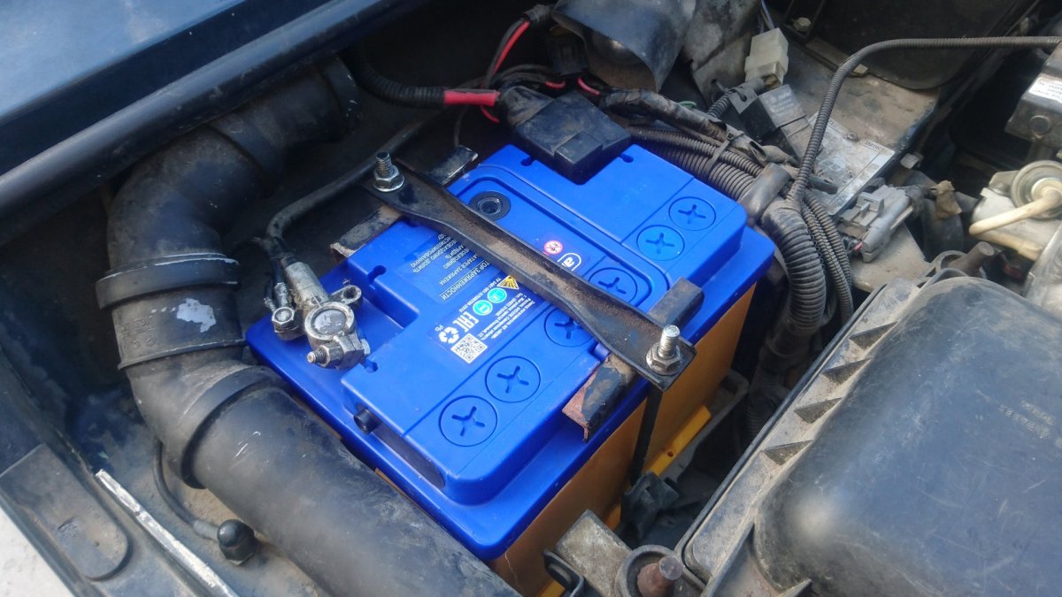 Аккумулятор на ниву 21214