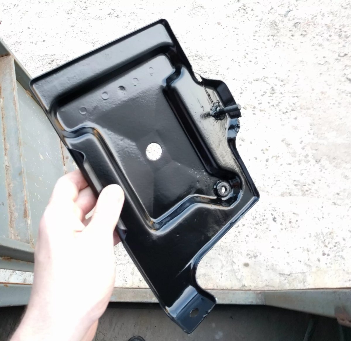 Площадка АКБ 2110