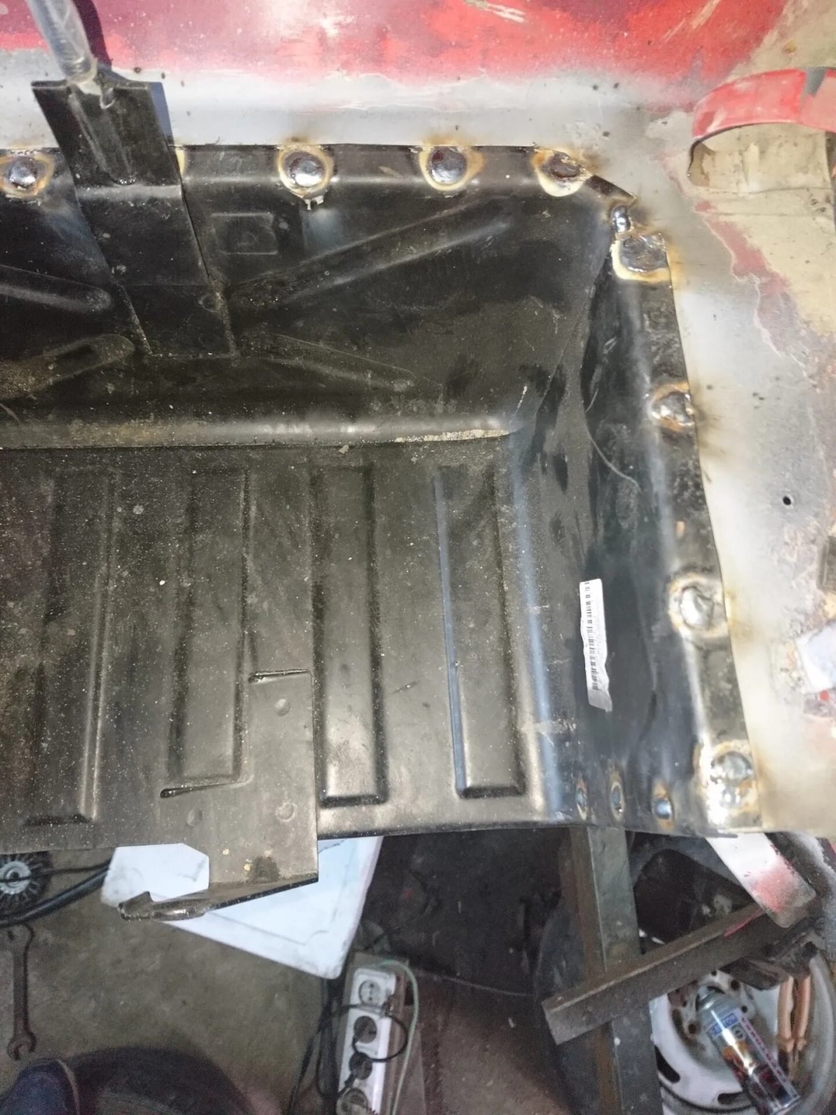 Площадка АКБ 2107