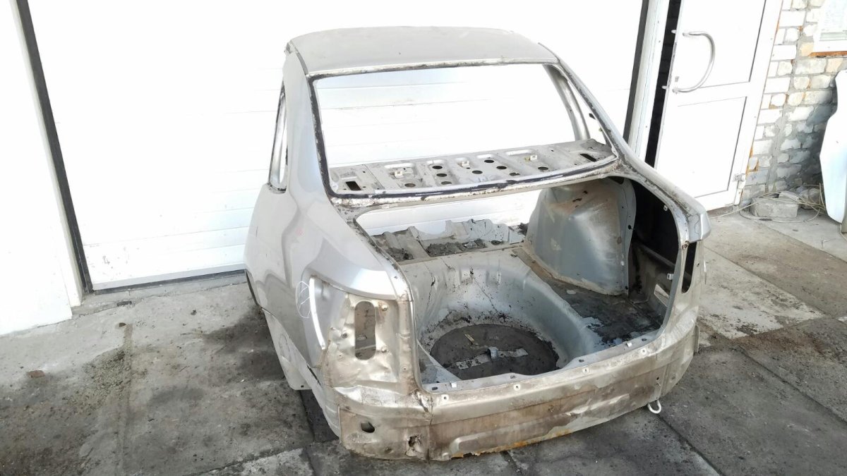 Гранта задняя часть кузова