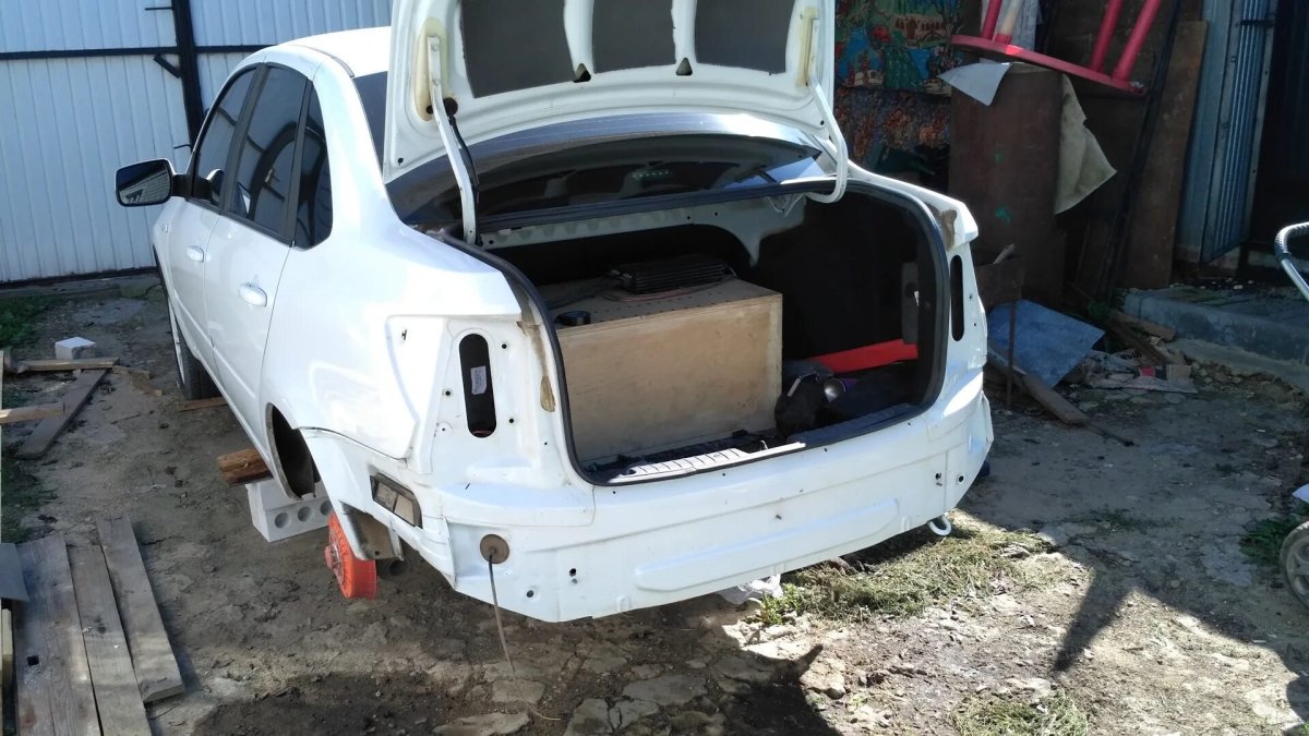 Кузов Лада Гранта 1 комплектации