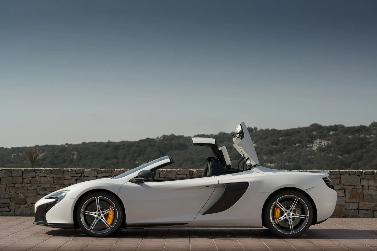 Maclaren 650s