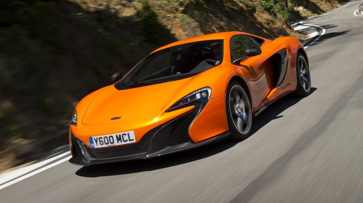 Макларен 520