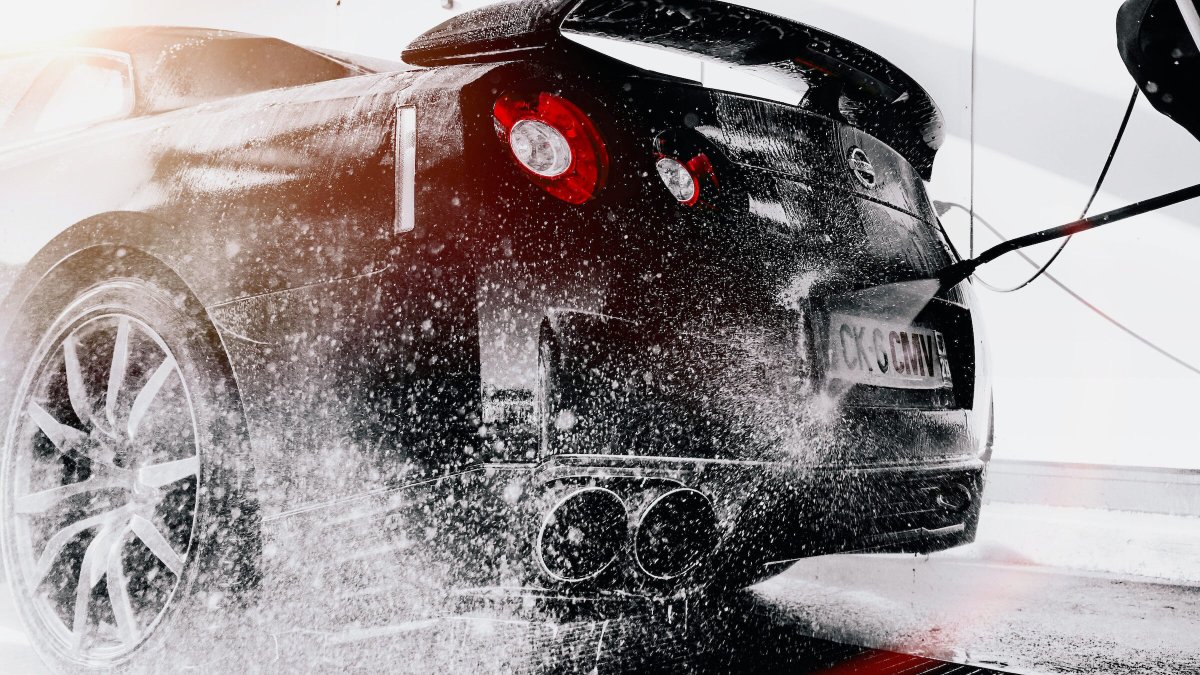 Car Wash Nissan GTR
