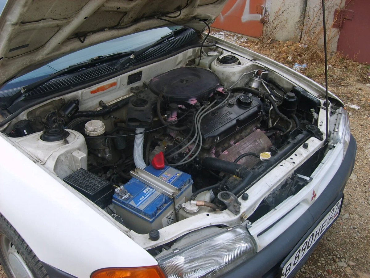 Двигатель Митсубиси Либеро 1.6