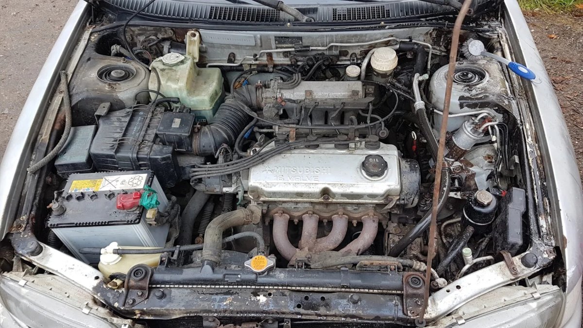 Митсубиси Либеро 4g93