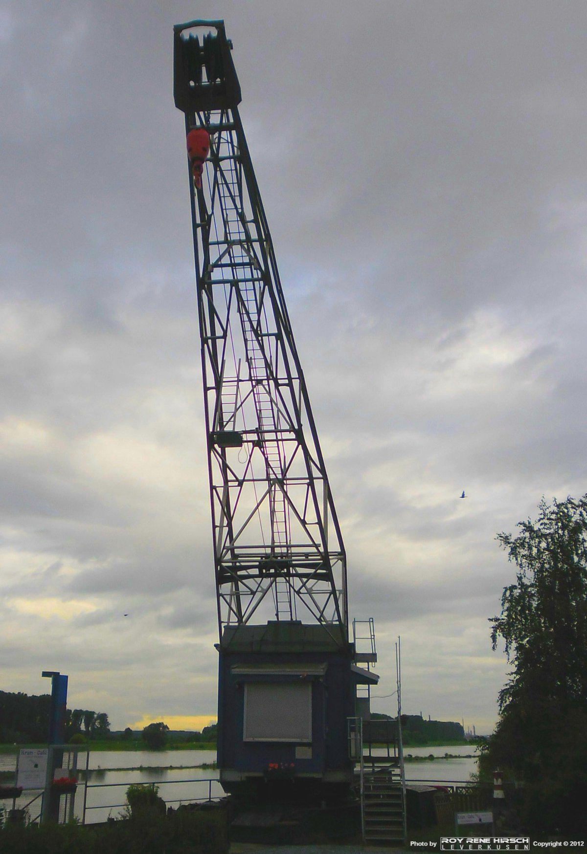 Краны в кафе