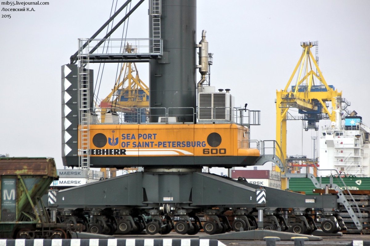 Либхер 420 кран портальный