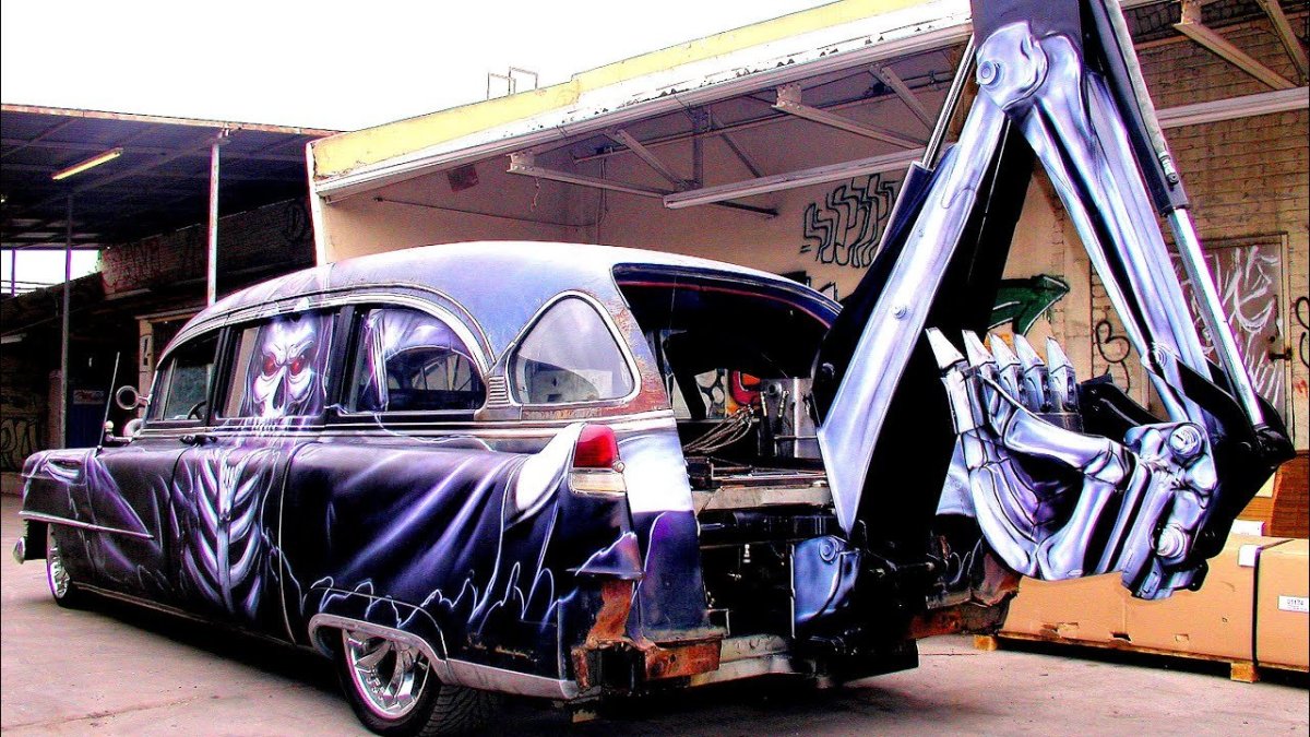 Катафалк лоурайдер