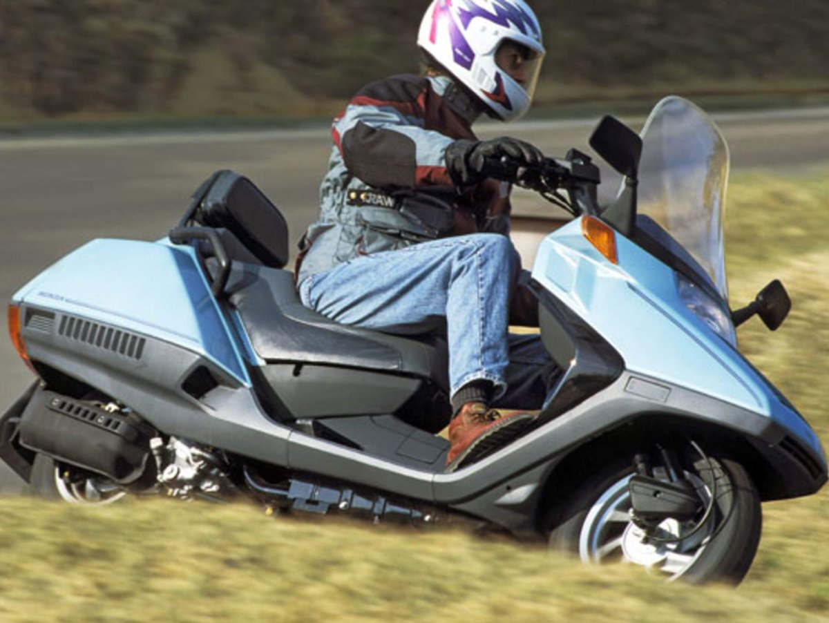 Хонда CN 250 Helix