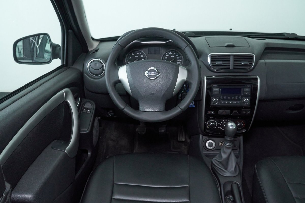Ниссан Террано 2 салон